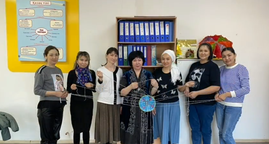 “Баланың бас ұстазы ата ана” тақырыбында ата-ана жиналысы