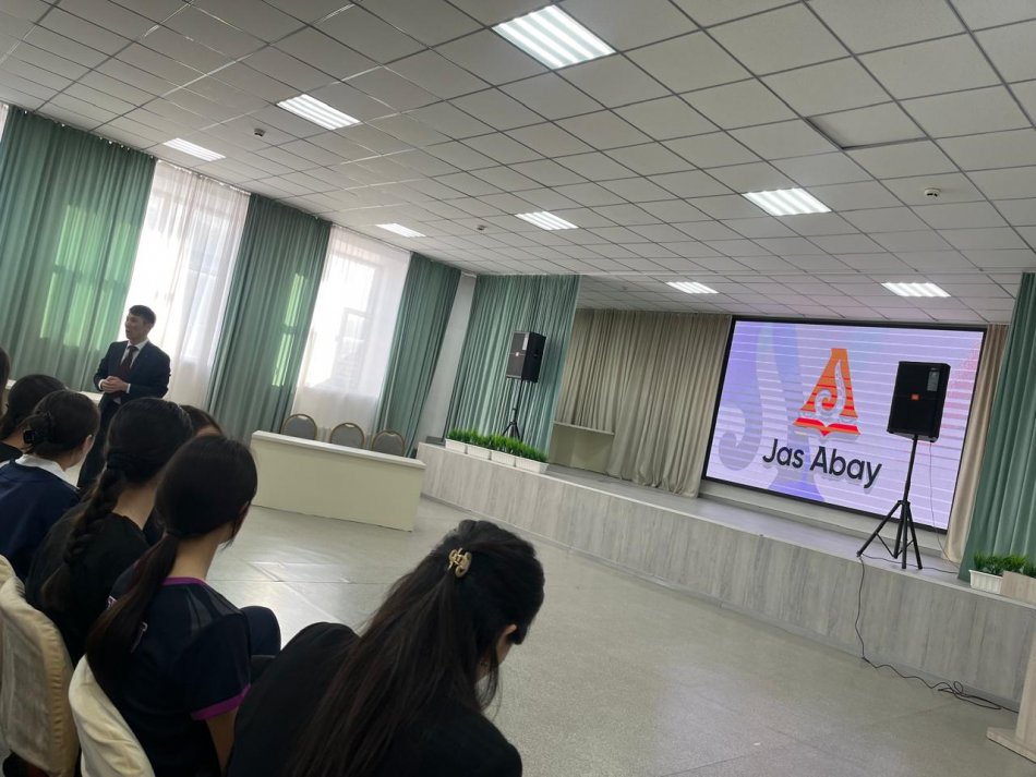 “JAS ABAY” мектебінде кәсіптік бағдар беру жұмысы