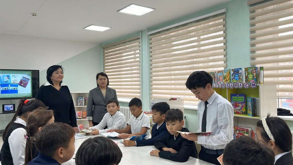 “Қос тілдің шебері”атты әдеби шолу 6 сыныптар